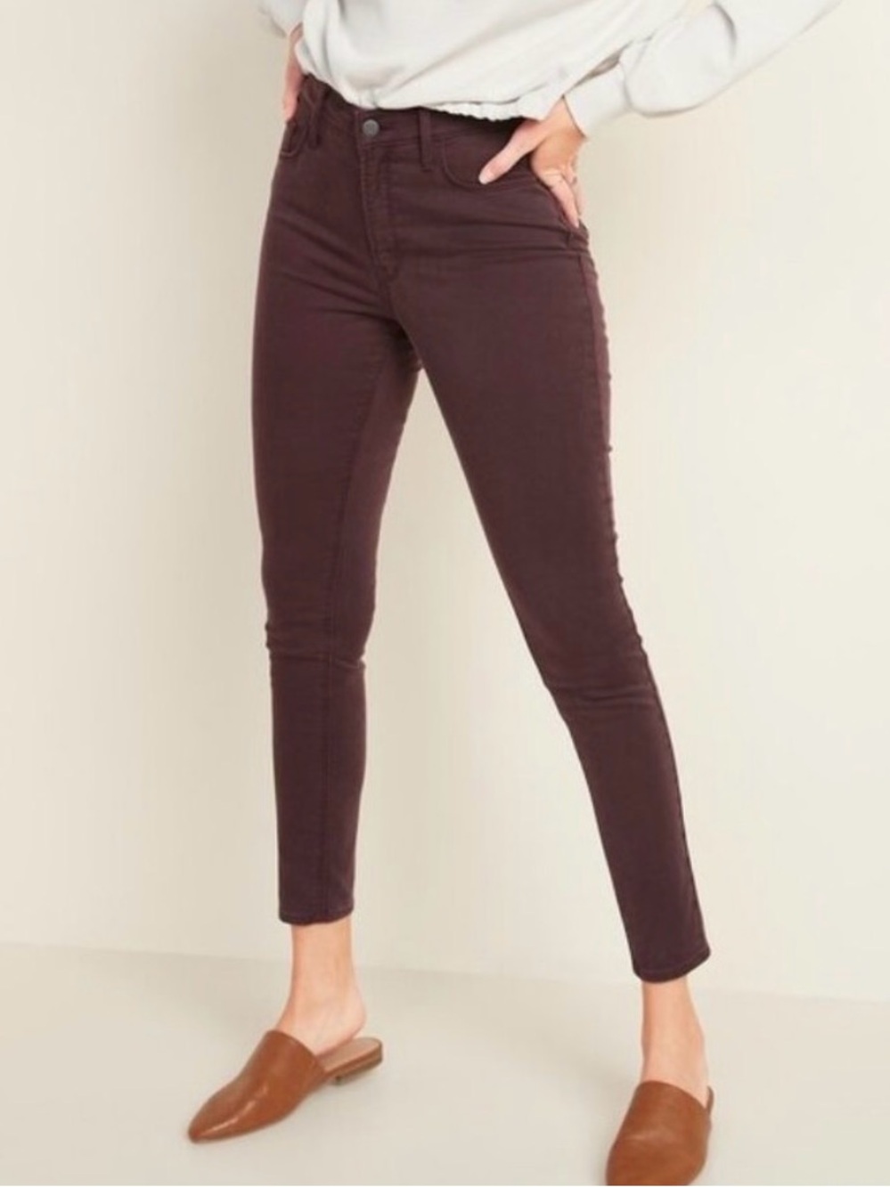 NWT Old Navy Rockstar Super Skinny Mid-Rise Jeans in Dark Burgundy Purple Wine